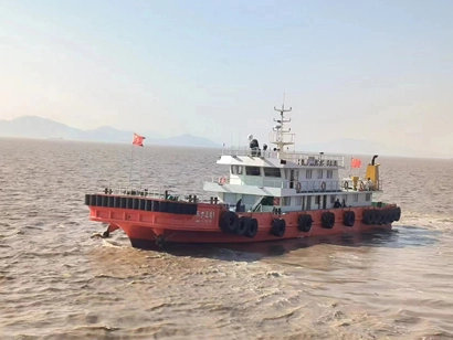 Defensa de caucho para puertos y muelles